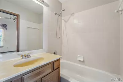 16527 Carriage View Court, Wildwood, MO 63040 - Photo 15