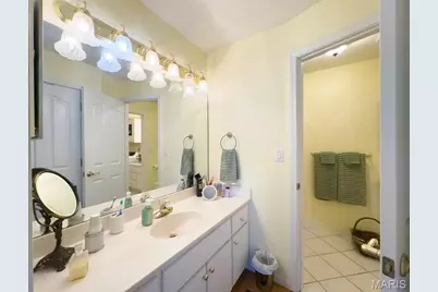 16 Village At 4 #B, Cuba, MO 65453 - Photo 21