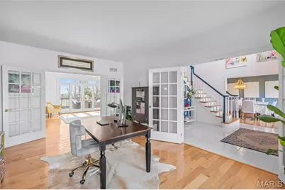 4901 Sunset Oaks Lane, Saint Louis, MO 63128 - Photo 5