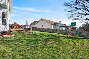 4923 Dresden Way, Saint Peters, MO 63304 - Photo 13