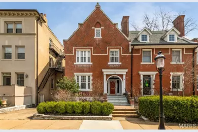 310 N Newstead Avenue, Saint Louis, MO 63108 - Photo 1