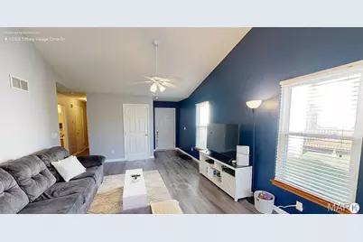 10358 Tiffany Village Circle Drive, Saint Louis, MO 63123 - Photo 7