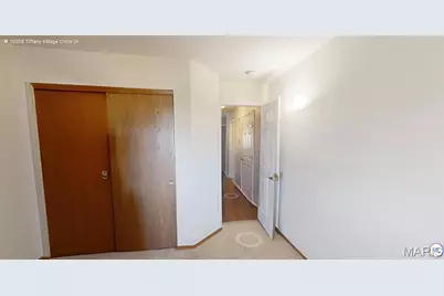 10358 Tiffany Village Circle Drive, Saint Louis, MO 63123 - Photo 17
