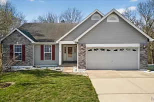 164 Keystone Crossing Dr, O'Fallon, MO 63368 - Photo 1