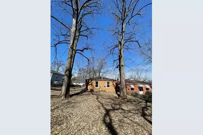 8870 Saint Cyr Drive, Jennings, MO 63136 - Photo 5