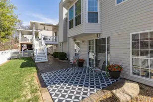 7225 Crystal Lake Ct, Saint Louis, MO 63129 - Photo 17