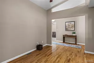 7225 Crystal Lake Ct, Saint Louis, MO 63129 - Photo 21