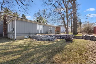 7305 Berkridge Drive, Hazelwood, MO 63042 - Photo 25