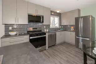 699 Fox Plains Dr, Florissant, MO 63034 - Photo 17