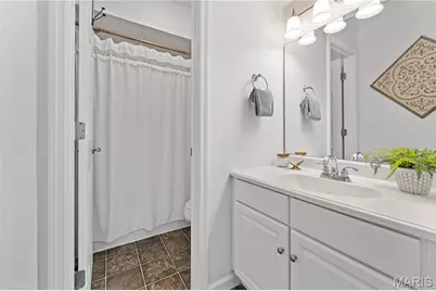 1105 Rue La Chelle Walk, Creve Coeur, MO 63141 - Photo 15