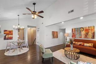 1423 Peacock Ln, Brentwood, MO 63144 - Photo 5