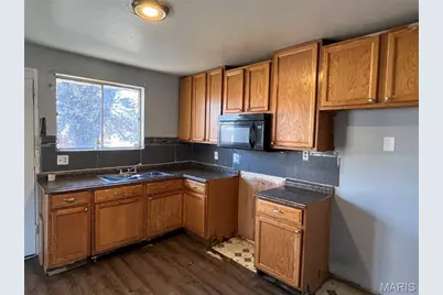 10224 Viscount Drive, Saint Louis, MO 63136 - Photo 5