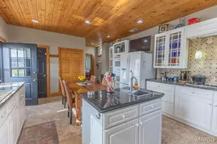 3210 Georgia St, Louisiana, MO 63353 - Photo 7