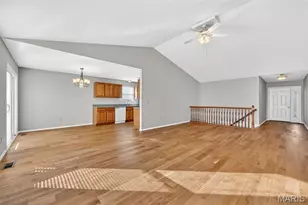 84 Green Park Ln, O'Fallon, MO 63366 - Photo 5