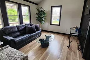 28 Park St, Farmington, MO 63640 - Photo 5