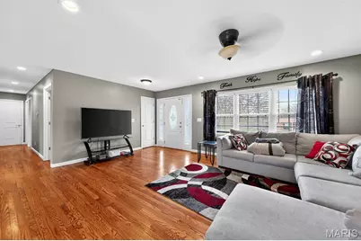 1402 Radcliff Drive, Festus, MO 63028 - Photo 3