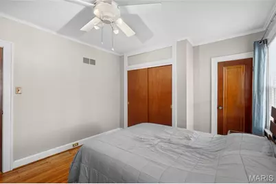 7062 Sutherland Avenue, Saint Louis, MO 63109 - Photo 13