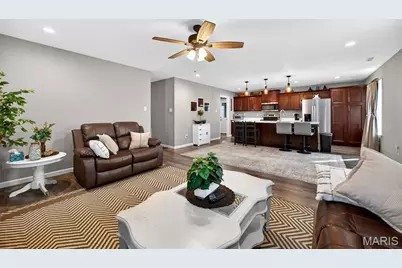 1206 W Locust Street, Bowling Green, MO 63334 - Photo 5