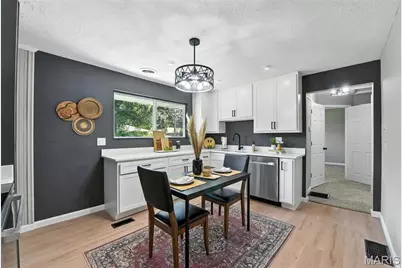 1113 Walker Avenue, Saint Louis, MO 63138 - Photo 5