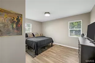 11345 Revere Ln, Saint Louis, MO 63128 - Photo 9