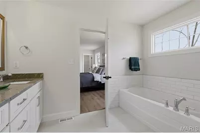 9225 Merritt Avenue, Rock Hill, MO 63144 - Photo 17