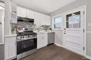 4033 Ashby Rd, Saint Louis, MO 63074 - Photo 5