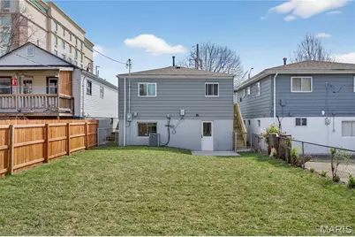 2121 Esther Avenue, Saint Louis, MO 63139 - Photo 23
