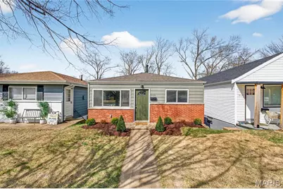 2121 Esther Avenue, Saint Louis, MO 63139 - Photo 3