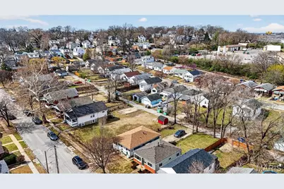 2121 Esther Avenue, Saint Louis, MO 63139 - Photo 27