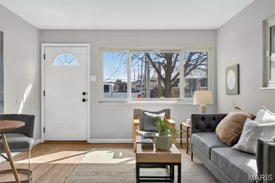 2121 Esther Avenue, Saint Louis, MO 63139 - Photo 7