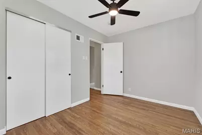 2121 Esther Avenue, Saint Louis, MO 63139 - Photo 17