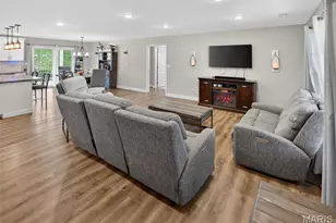 467 Castle Leoch Dr, Jackson, MO 63755 - Photo 9