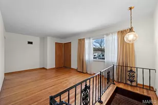 211 Southampton Dr, Saint Louis, MO 63125 - Photo 7