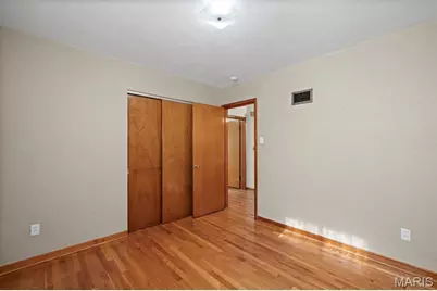 211 Southampton Drive, Saint Louis, MO 63125 - Photo 23