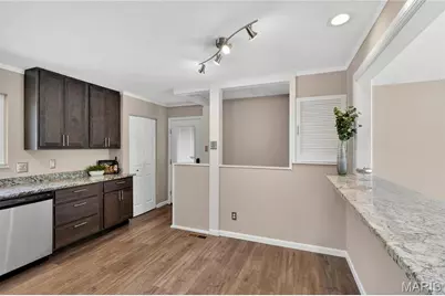 2221 Bentley Manor Drive, Fenton, MO 63026 - Photo 9