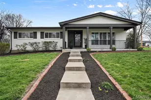 500 Beaucaire Dr, Warson Woods, MO 63122 - Photo 1