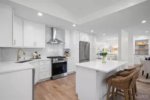 500 Beaucaire Dr, Warson Woods, MO 63122 - Photo 11