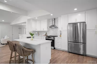 500 Beaucaire Drive, Warson Woods, MO 63122 - Photo 9