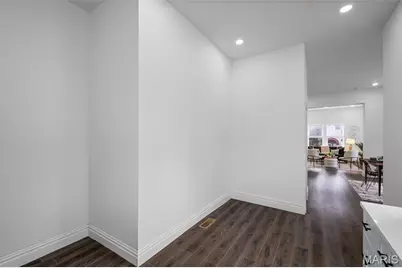 6827 Minnesota Avenue, Saint Louis, MO 63111 - Photo 17