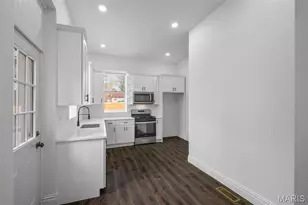 6827 Minnesota Ave, Saint Louis, MO 63111 - Photo 13