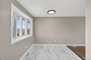 5439 Ville Rosa Ln, Hazelwood, MO 63042 - Photo 11