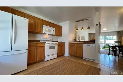 1005 Sugar Creek Court #7, Saint Peters, MO 63376 - Photo 11