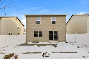 213 Sorrento Ln, Wentzville, MO 63385 - Photo 15