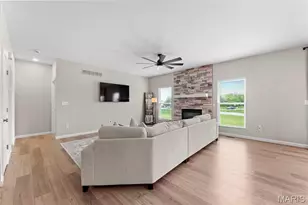 22763 Hudson Hills, Warrenton, MO 63383 - Photo 3