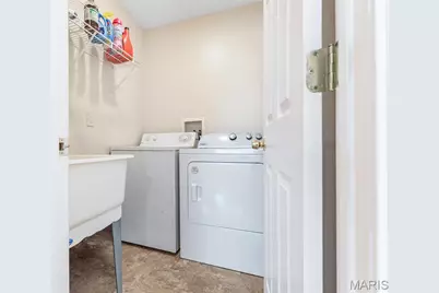 1209 Woodcrest Lane, Hazelwood, MO 63042 - Photo 17