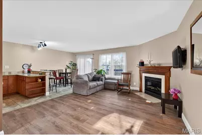 11934 Autumn Lakes Drive, Maryland Heights, MO 63043 - Photo 5