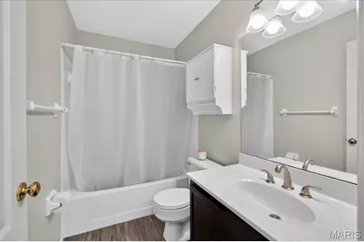 11934 Autumn Lakes Drive, Maryland Heights, MO 63043 - Photo 19