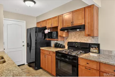 11934 Autumn Lakes Drive, Maryland Heights, MO 63043 - Photo 11