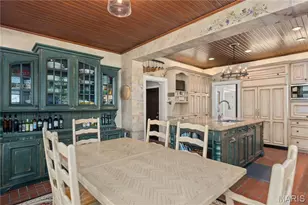 418 Yorkshire Pl, Webster Groves, MO 63119 - Photo 9