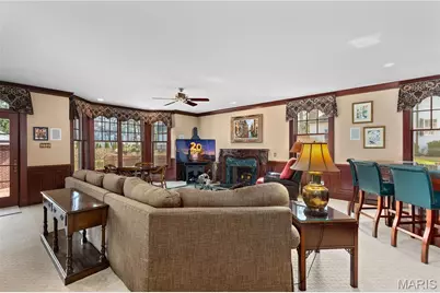 418 Yorkshire Place, Webster Groves, MO 63119 - Photo 11